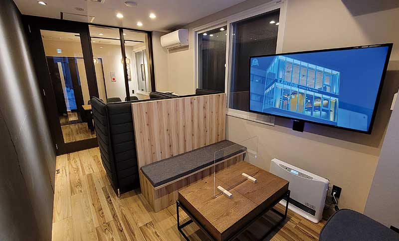 SAKURA‐W12ラウンジ