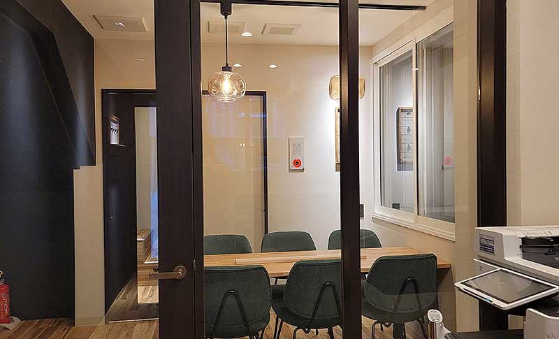 SAKURA‐W12会議室