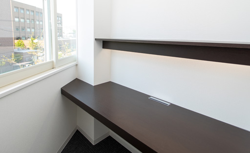 利用者ならいつでも使える完全個室スペース「ソロワークスペース」